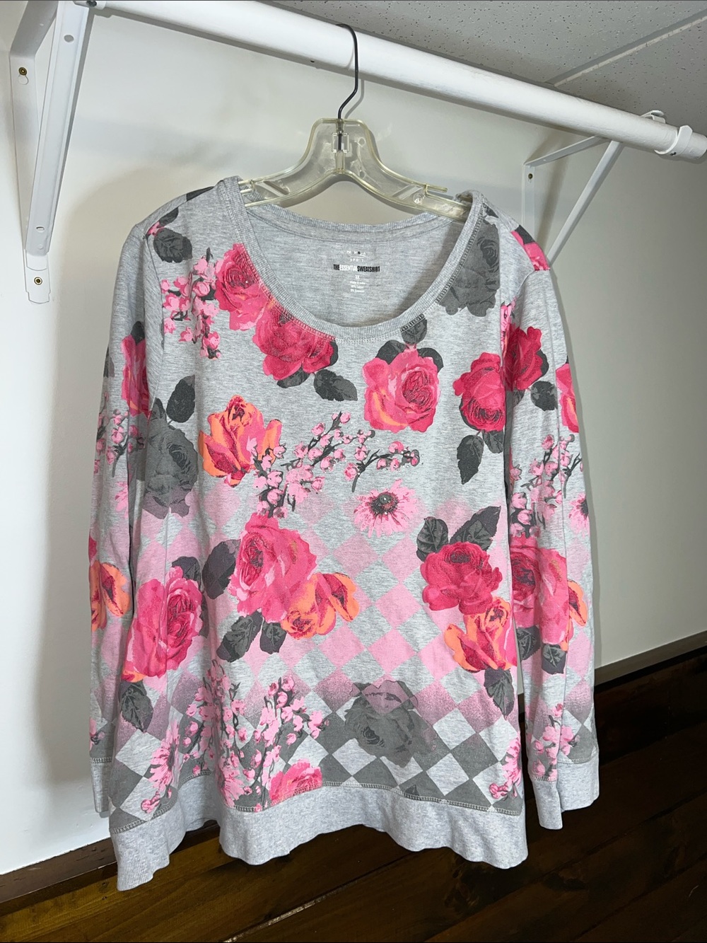 Style &‎ Co. Floral Crewneck Sweatshirt in Gray and Pink- 3X